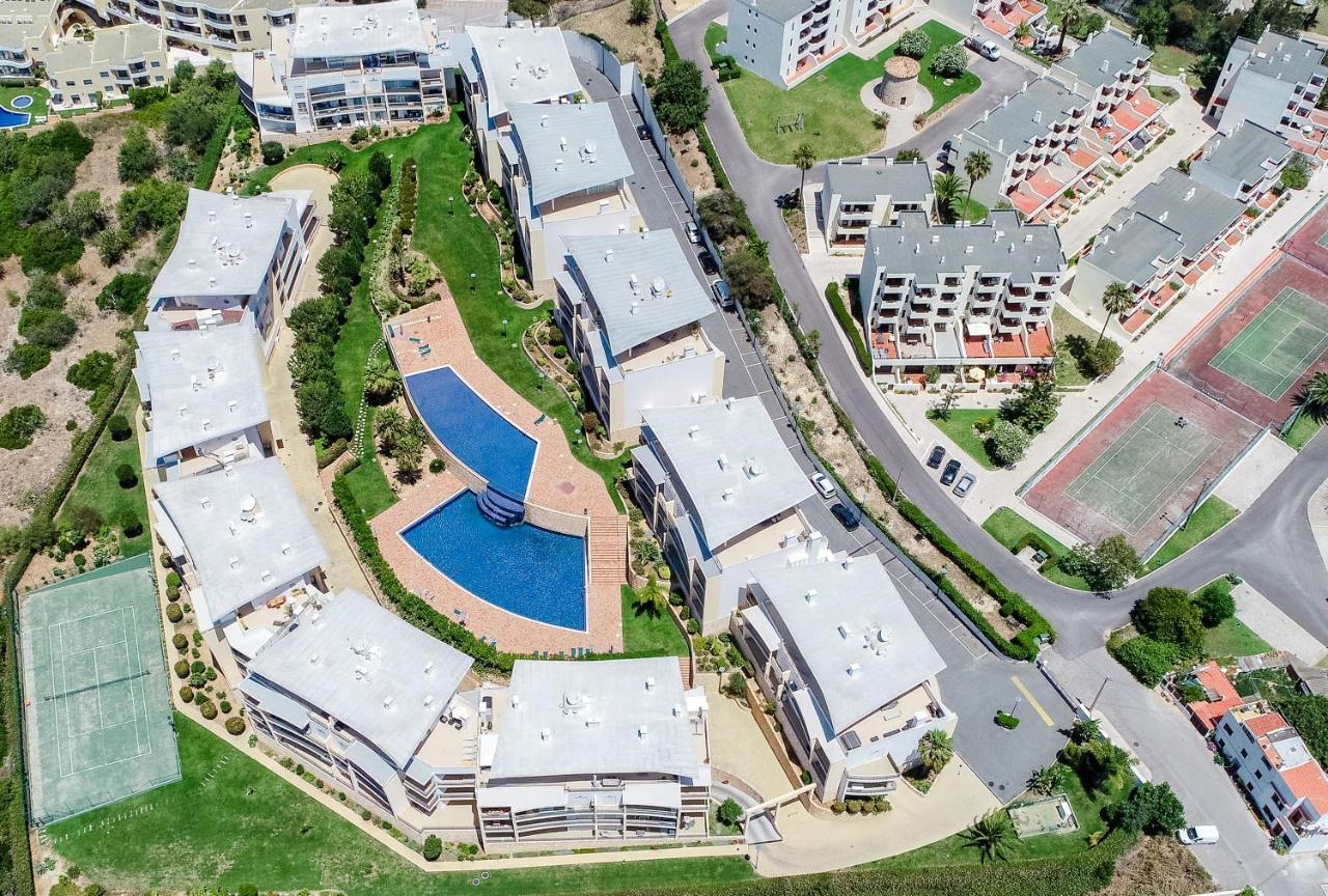 Bnb Homes Ocean View Apartment With 3 Spacious Terraces, 2 Swimming Pools & Tennis Court Albufeira Exterior foto