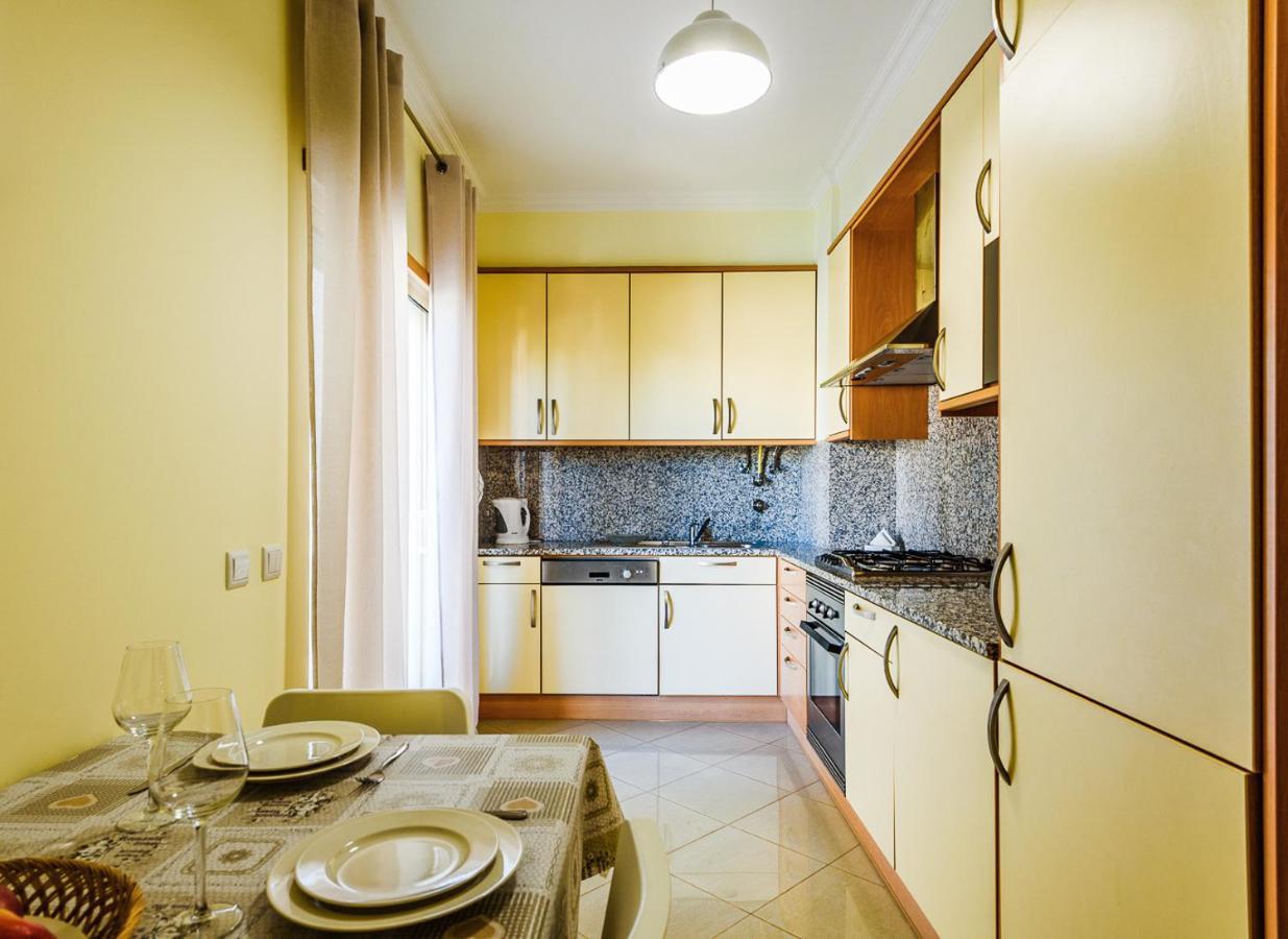 Bnb Homes Ocean View Apartment With 3 Spacious Terraces, 2 Swimming Pools & Tennis Court Albufeira Exterior foto