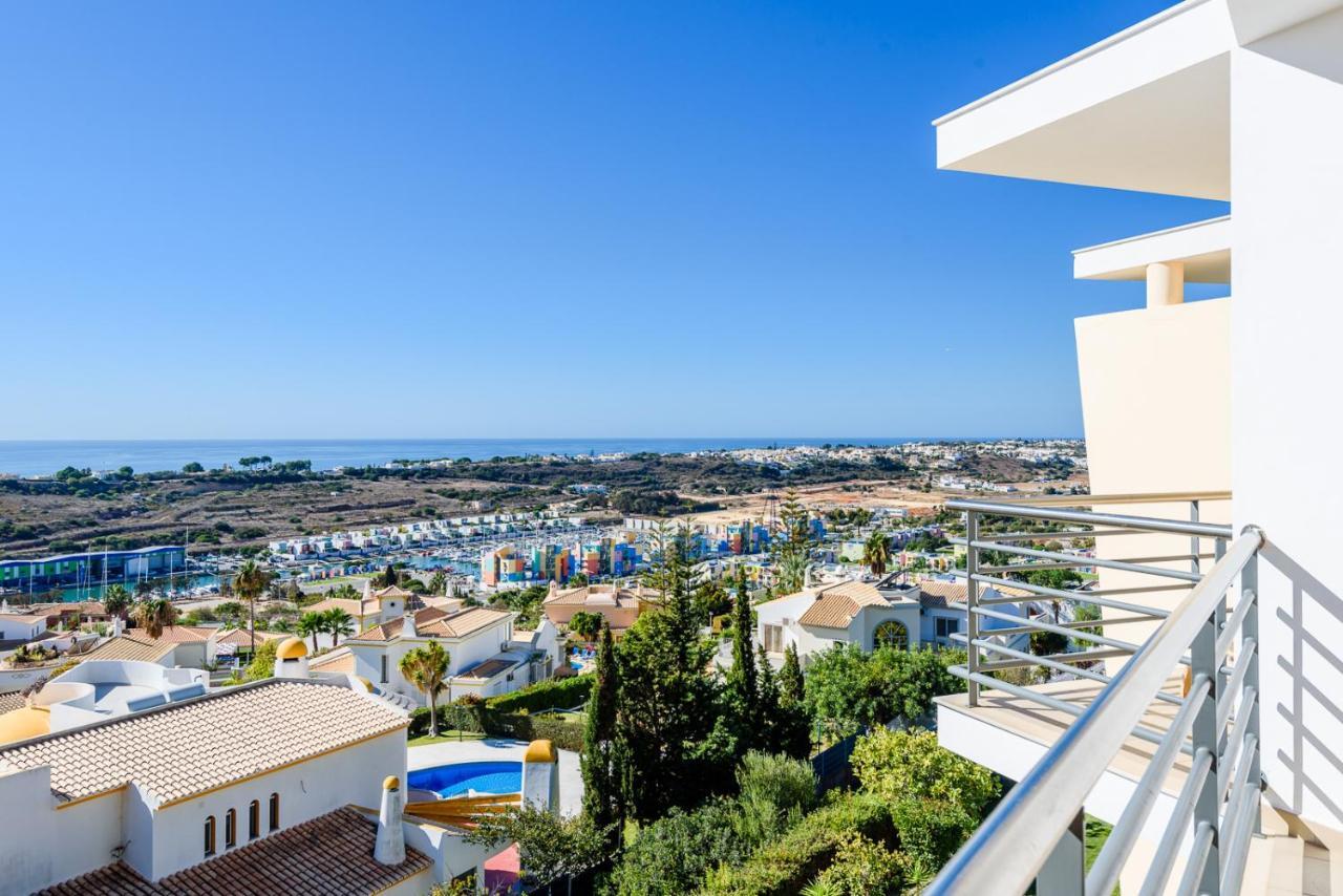 Bnb Homes Ocean View Apartment With 3 Spacious Terraces, 2 Swimming Pools & Tennis Court Albufeira Exterior foto